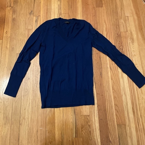 J. Crew Navy V-Neck Sweater Size Medium - Picture 1 of 9
